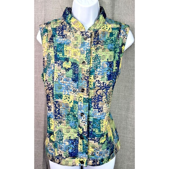 Christopher & Banks Jackets & Blazers - Christopher & Banks Women's Reversible Quilted Snap Button Vest Size M NWT